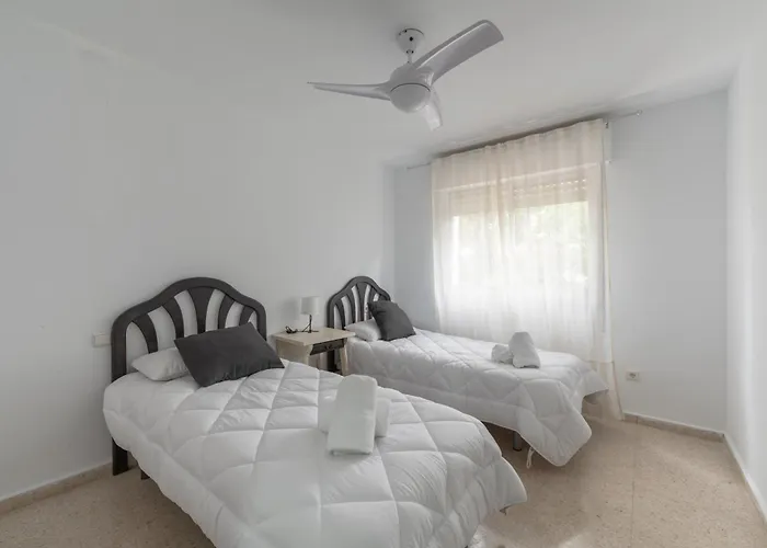 Espacioso San Pedro De Alcantara Apartament *